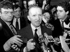 Texas billionaire Ross Perot discusses his prospective independent presidential run at the American Newspapers Publishers Association convention in May 1992. Texas billionaire Ross Perot discusses his prospective independent presidential run at the American Newspapers Publishers Association convention in May 1992.