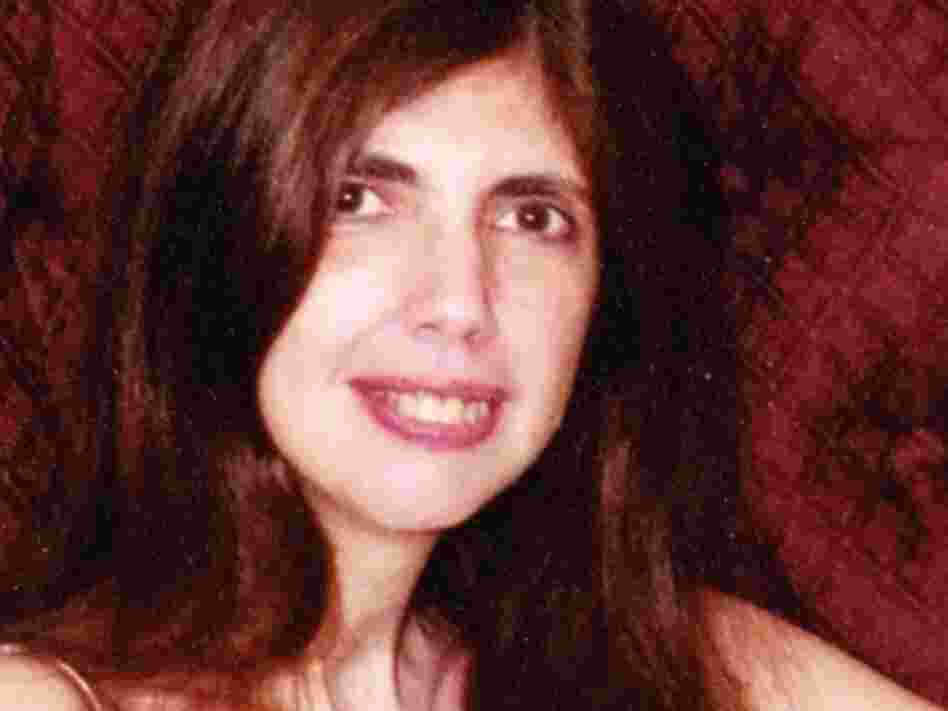 An investigative journalist for The Wall Street Journal, Lucette Lagnado is the author of the memoir The Man in the White Sharkskin Suit and recipient of the  Sami Rohr Prize for Jewish Literature.