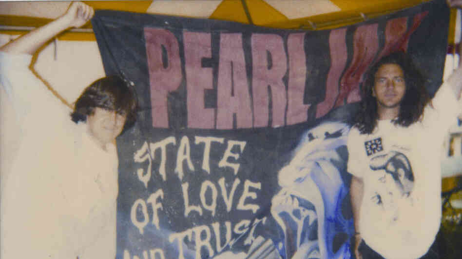 Cameron Crowe (left) and Eddie Vedder in Italy in 1993. Vedder, Jeff Ament and Stone Gossard all appeared in Crowe's 1992 film Singles, set in Seattle's music scene. Pearl Jam contributed two songs, "Breath" and "State of Love and Trust," to the film's soundtrack. Cameron Crowe (left) and Eddie Vedder in Italy in 1993. Vedder, Jeff Ament and Stone Gossard all appeared in Crowe's 1992 film Singles, set in Seattle's music scene. Pearl Jam contributed two songs, "Breath" and "State of Love and Trust," to the film's soundtrack.