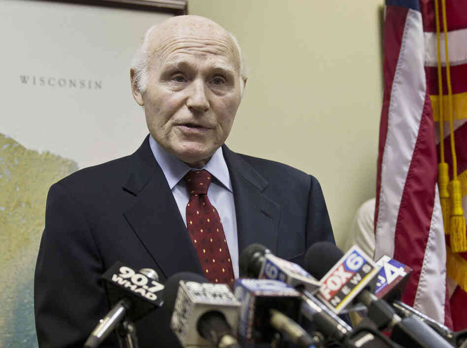5. Sen. Herb Kohl (D-WI): $160,302,011 (Morry Gash/AP).