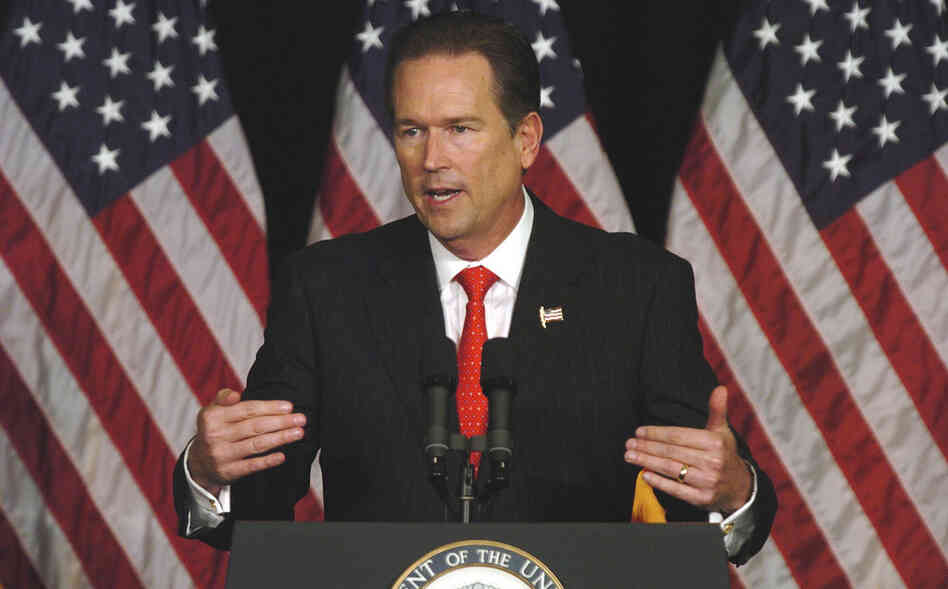6. Rep. Vernon Buchanan (R-FL): $148,373,160 (Steve Nesius/AP).