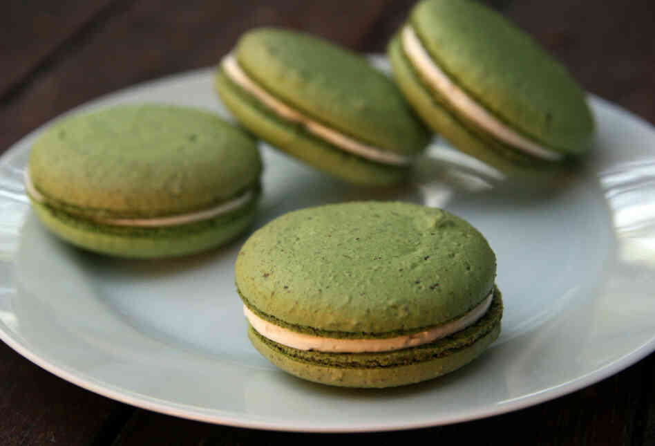 Apple Macarons With Honey Buttercream