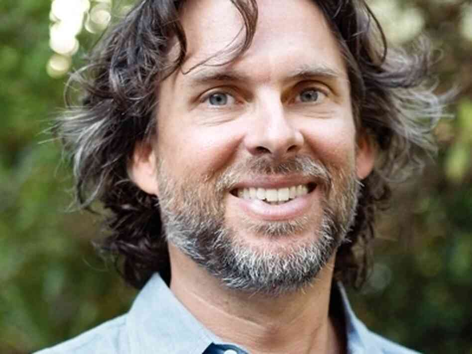 Michael Chabon lives in Berkeley, Calif. which his wife, novelist Ayelet Waldman, and their children. The Astonishing Secret of Awesome Man is his first picture book.