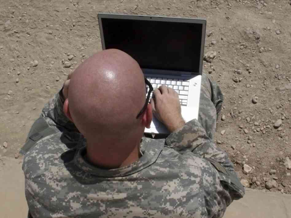 Organizers of a national writing competition aim to encourage service members to share their experiences from Iraq and Afghanistan through prose and poetry. Click here for details on the project.