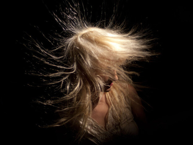 Zola Jesus.