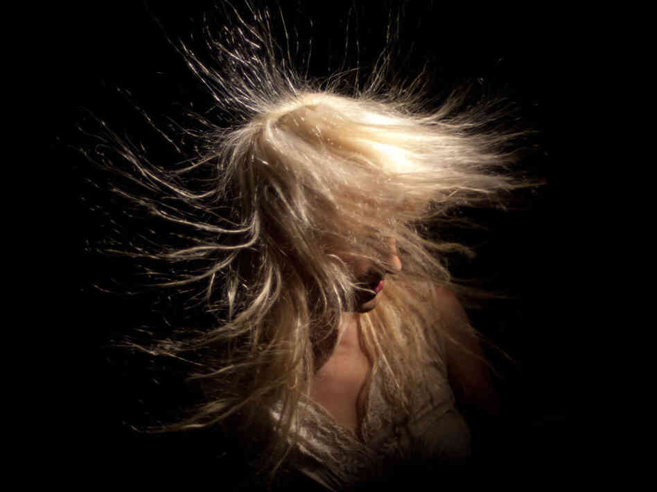Zola Jesus.