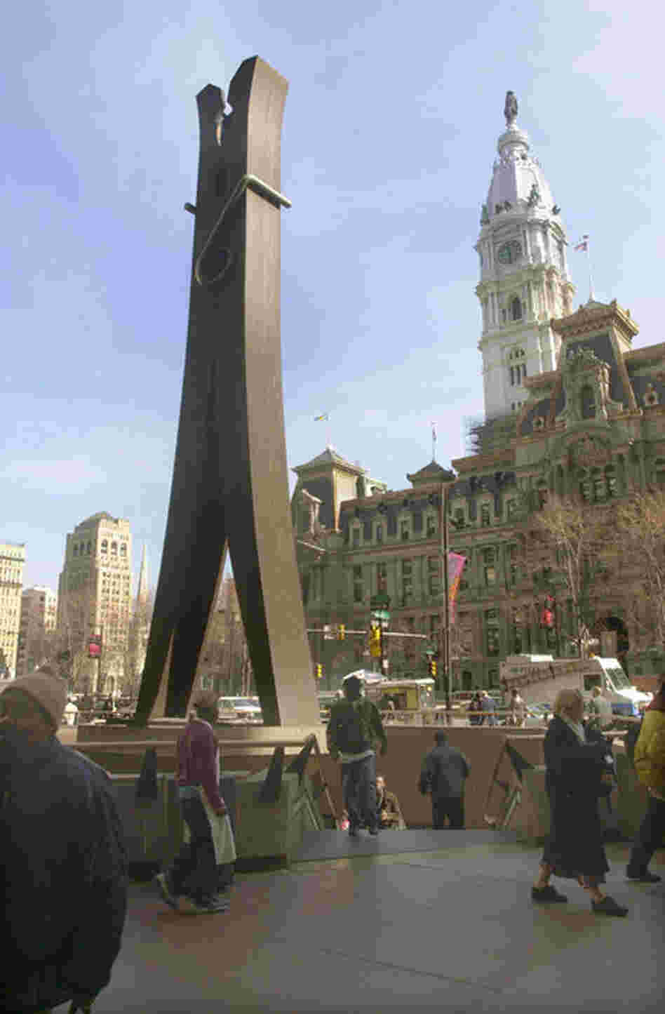 Oldenburg's Clothespin sits in the Center City neighborhood of Philadelphia, across from City Hall. 