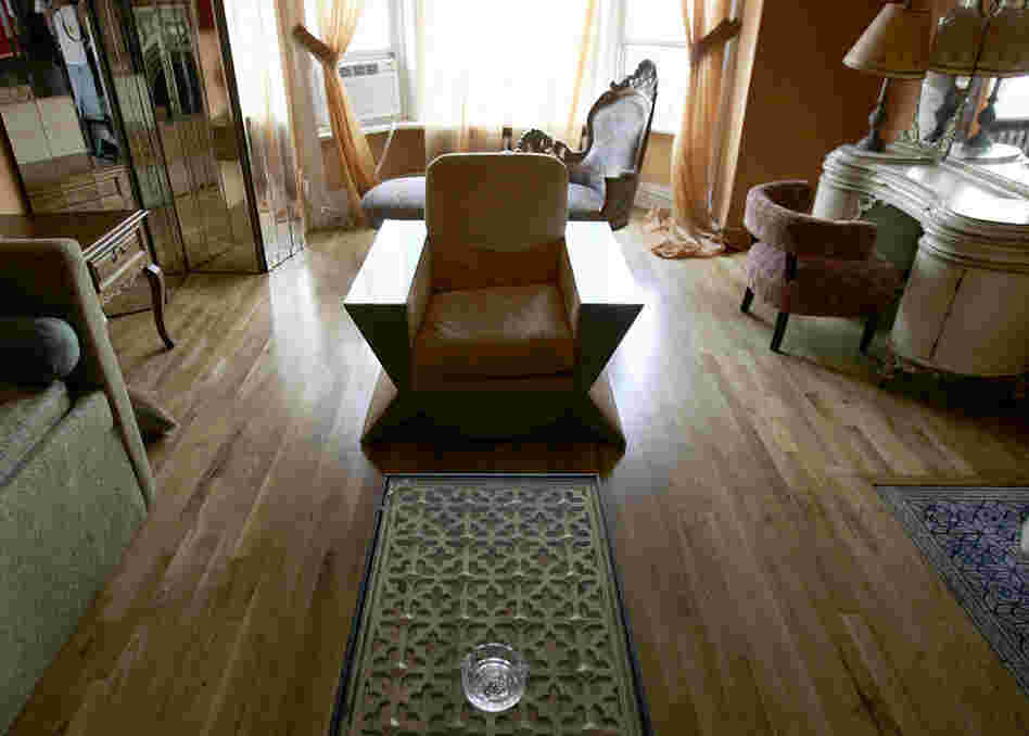 Madonna lived in this room at the Chelsea after coming to New York in the early 1980s. 