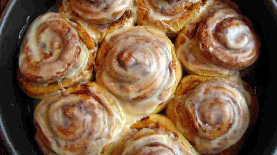 A gift of homemade cinnamon rolls