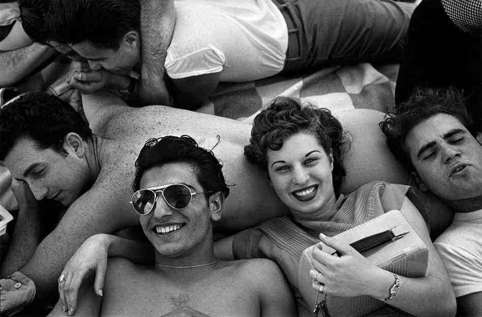 Coney Island Teenagers, 1949