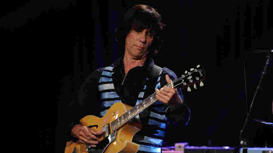 Jeff Beck performs at Les Paul's 95th-birthday party at Iridium Jazz Club on June 9, 2010, in New York City.