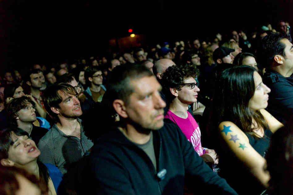 That woman in the bottom left-hand corner is totally right there with Shellac right now. 