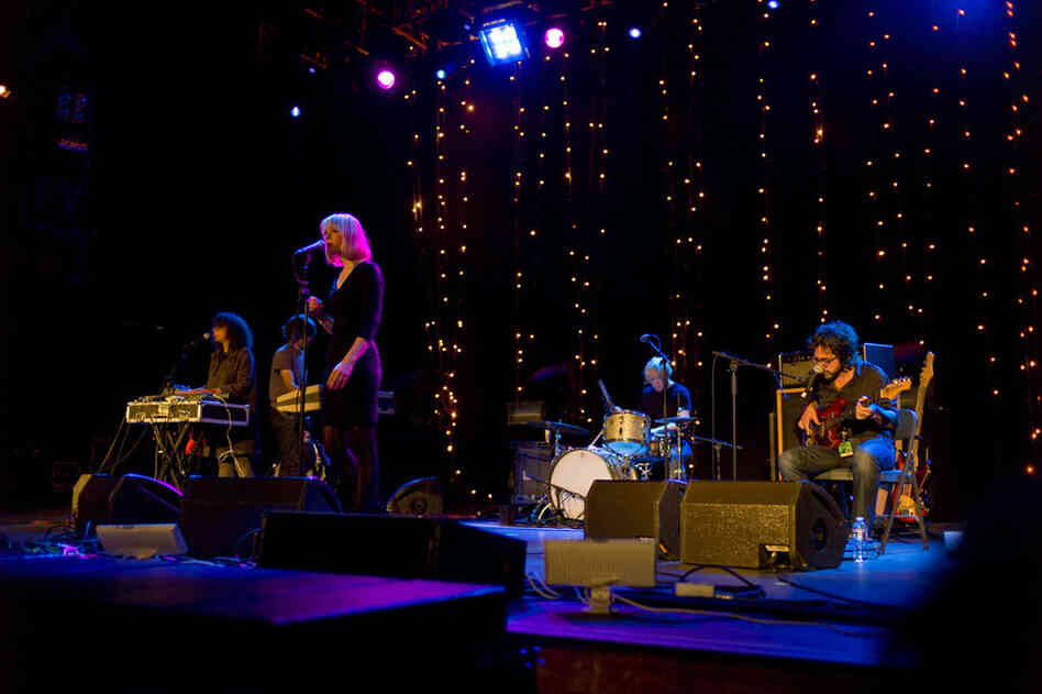 A long way off from her day job as a political journalist, Anika have off cool kraut-psych vibes that filled the Paramount Theatre on Saturday afternoon. 