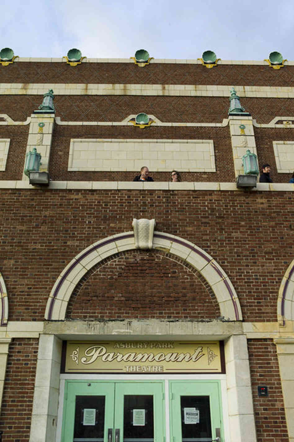 Taking a break atop the Paramount Theatre. 