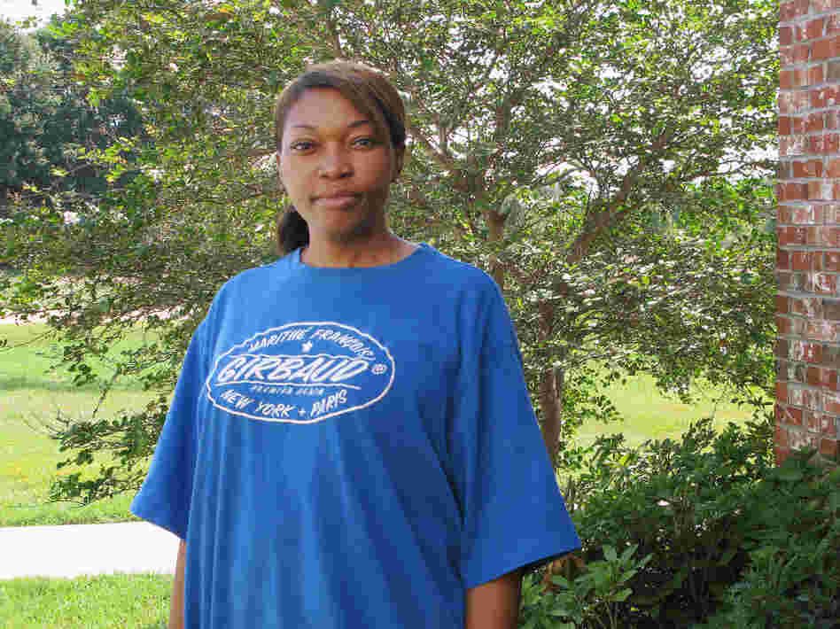  Jamita Washington was unemployed for two years before the STEPS program was introduced in Mississippi. She landed a full-time position at a manufacturing plant in Vicksburg and has remained employed for 18 months. 