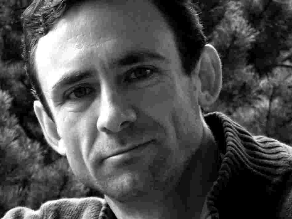 Chuck Palahniuk is the author of several books, including Fight Club, Choke and Tell-All. 