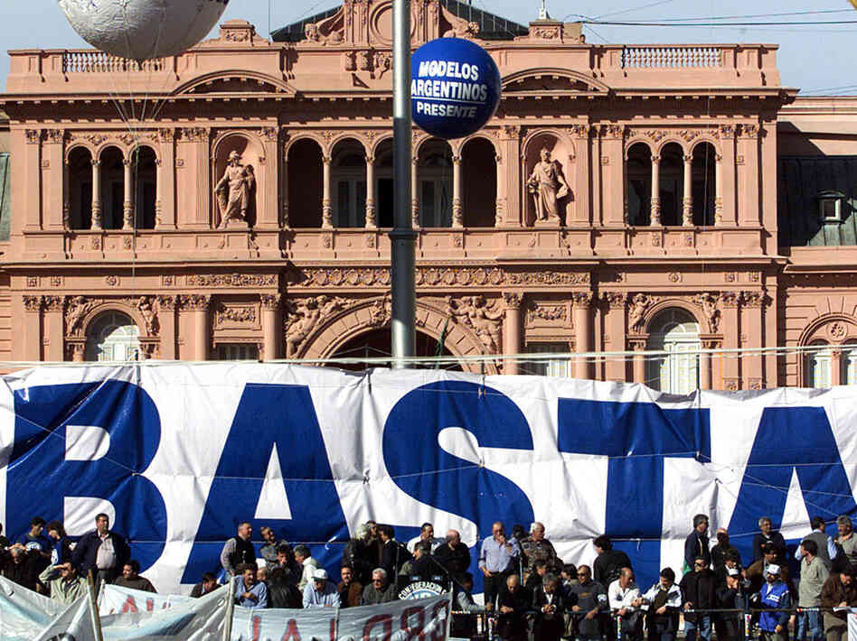 A protest against the government's economic policies in Argentina in 2001. 