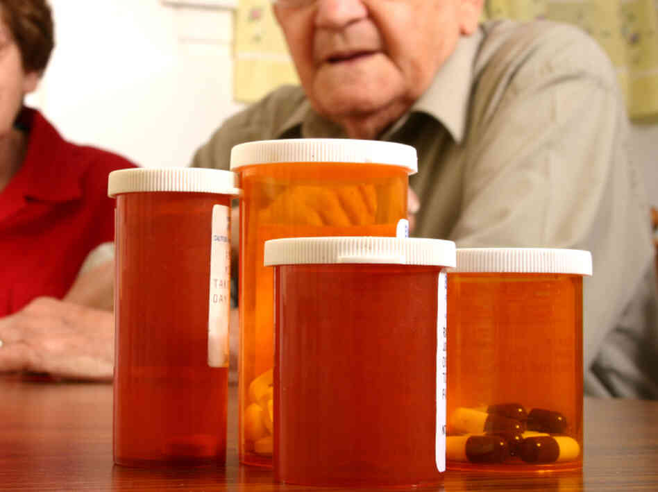 Medicare beneficiaries who want to switch drug plans will have to make a decision earlier than usual this year. Medicare beneficiaries who want to switch drug plans will have to make a decision earlier than usual this year.