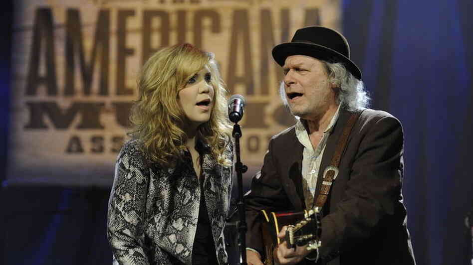 Alison Krauss and Buddy Miller performing a tribute to the O Brother, Where Art Thou? soundtrack at the start of the Americana Music Awards show on Oct. 13th.