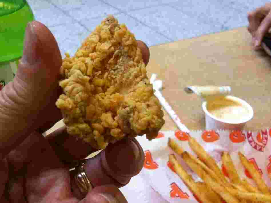 More arrowhead than spoon. Calibrate your replicator, Popeye's!