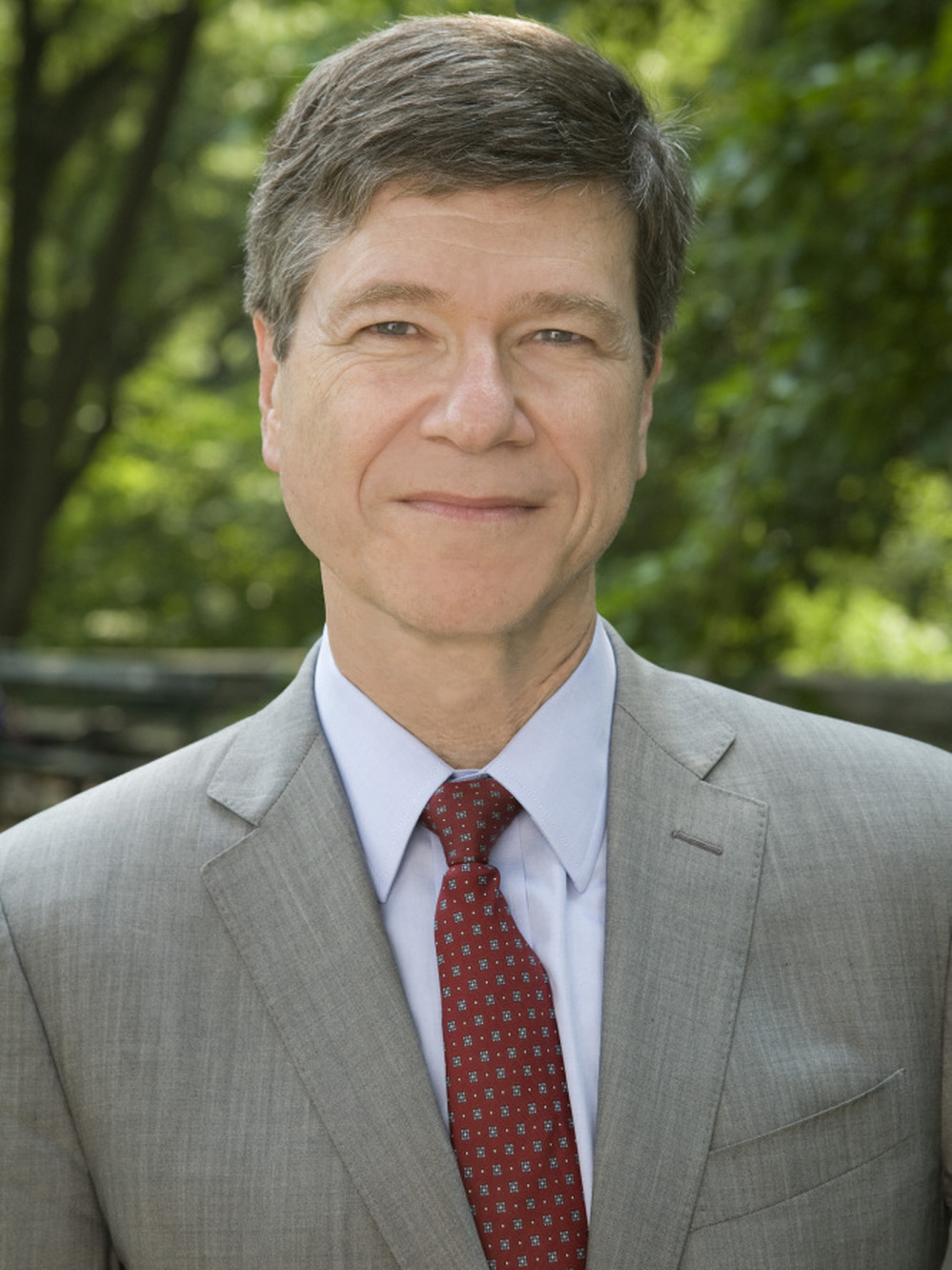 In The Price of Civilization, Jeffrey Sachs examines how America might be able to return to prosperity.