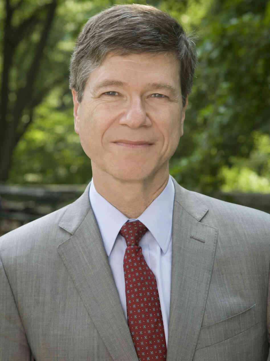 In The Price of Civilization, Jeffrey Sachs examines how America might be able to return to prosperity.