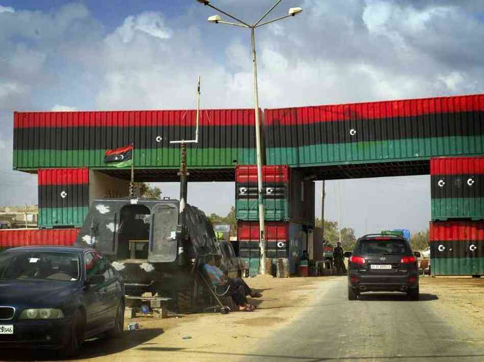 A check point between Misrata and Beni Walid, Libya. A check point between Misrata and Beni Walid, Libya.