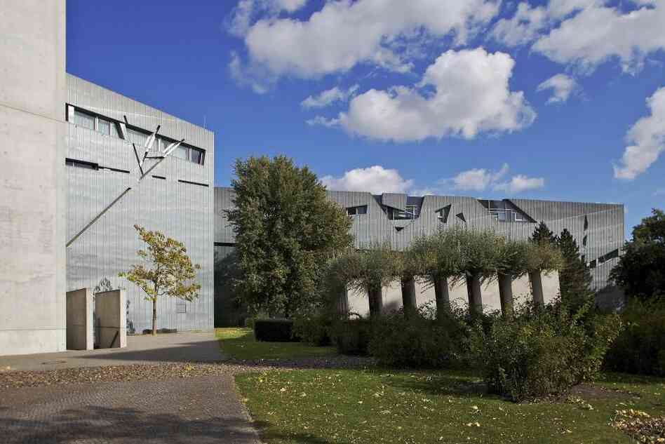 The Daniel Libeskind Building, the newest addition to the Jewish Museum Berlin, was designed by world-renowned architect Daniel Libeskind. "It thematizes and integrates, for the first time in post-war Germany, the history of the Jews in Germany, the repercussions of the Holocaust and spiritual displacement," Liebeskind says. The Daniel Libeskind Building, the newest addition to the Jewish Museum Berlin, was designed by world-renowned architect Daniel Libeskind. "It thematizes and integrates, for the first time in post-war Germany, the history of the Jews in Germany, the repercussions of the Holocaust and spiritual displacement," Liebeskind says.
