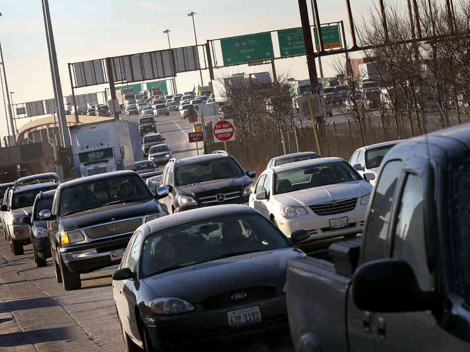 Motorists in Chicago navigate the morning rush hour as they make their way toward downtown.