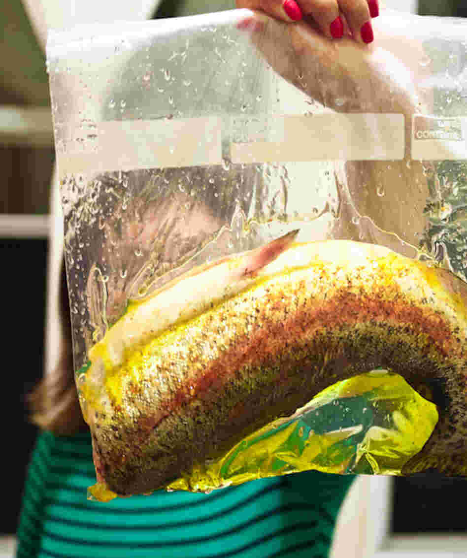 In sous vide cooking, fish, meat or vegetables are placed in sealed plastic bags and cooked at relatively low temperatures for a long time. In sous vide cooking, fish, meat or vegetables are placed in sealed plastic bags and cooked at relatively low temperatures for a long time.