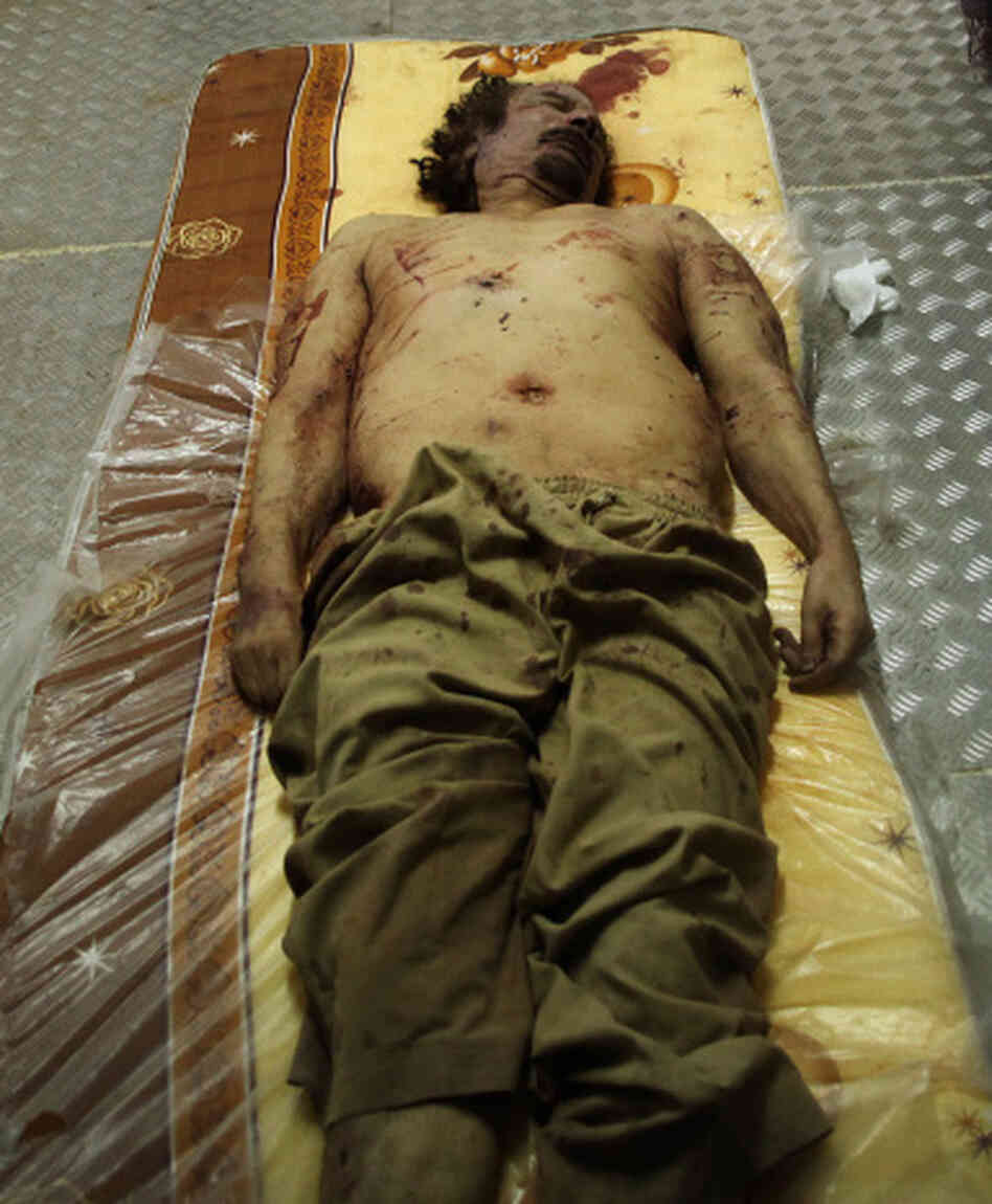 Moammar Gadhafi's body has been kept in a commercial freezer at a shopping center in Misrata, Libya.