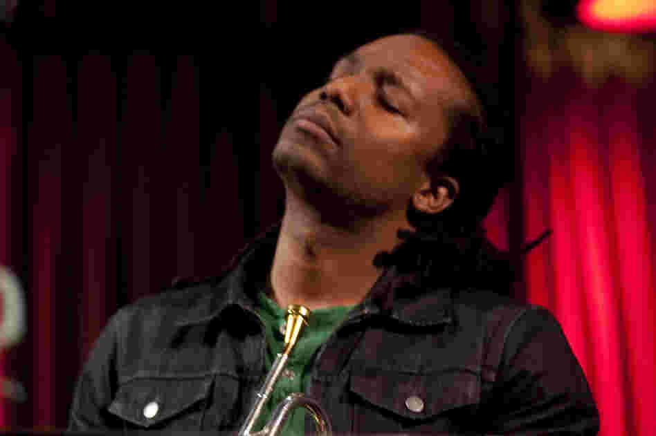 Dontae Winslow.