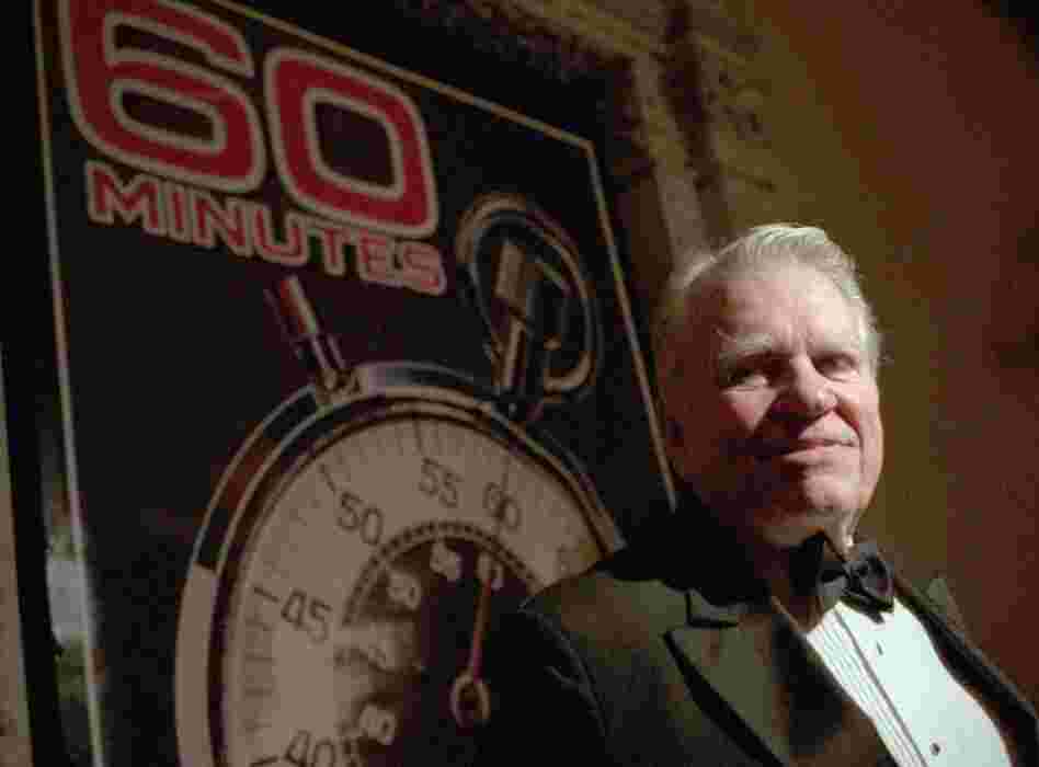 Andy Rooney, commentator for CBS's 60 Minutes, speaks at the program's 25th-anniversary party, held at the Metropolitan Museum of Art in New York on Nov. 10, 1993.