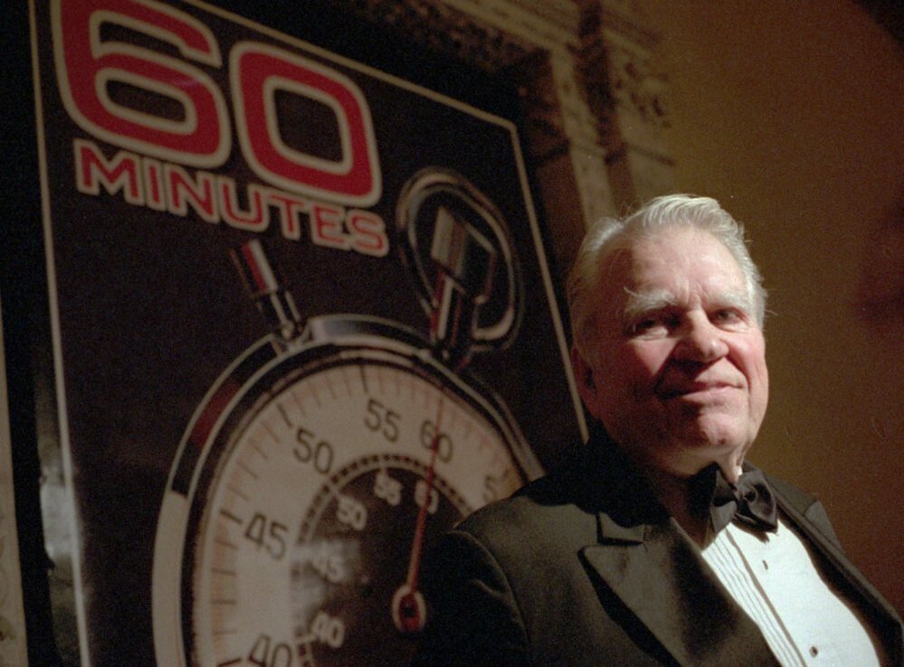 Andy Rooney, commentator for CBS's 60 Minutes, speaks at the program's 25th-anniversary party, held at the Metropolitan Museum of Art in New York on Nov. 10, 1993.