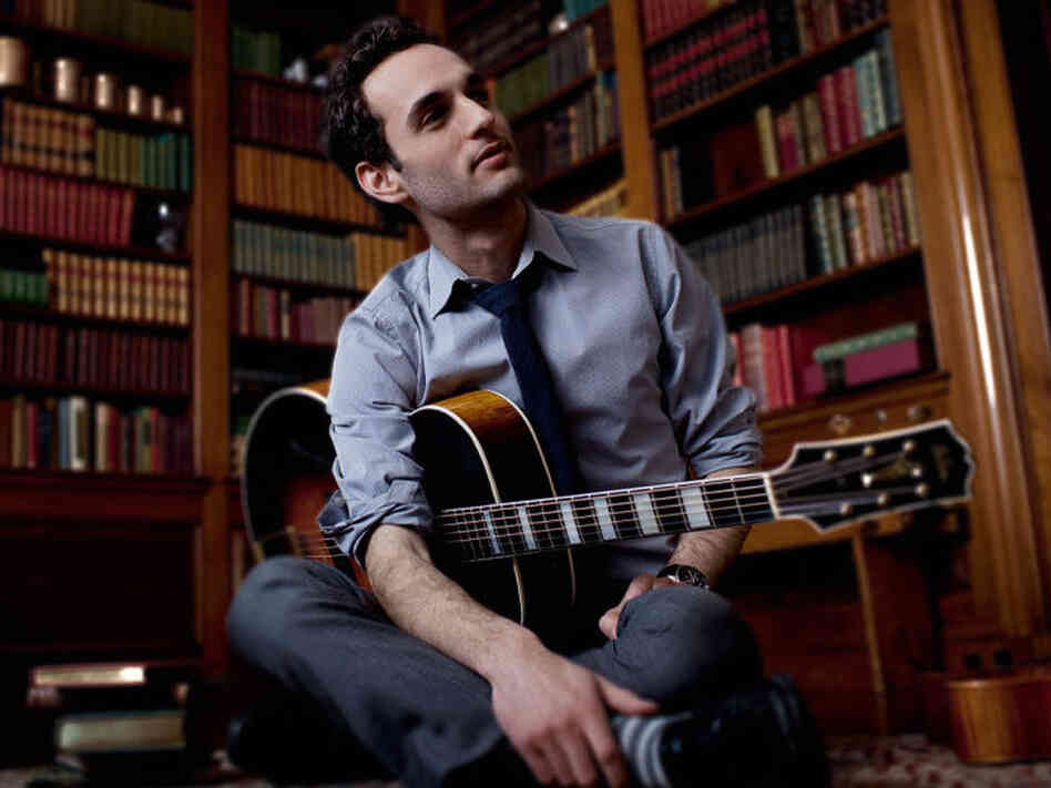 Julian Lage. 