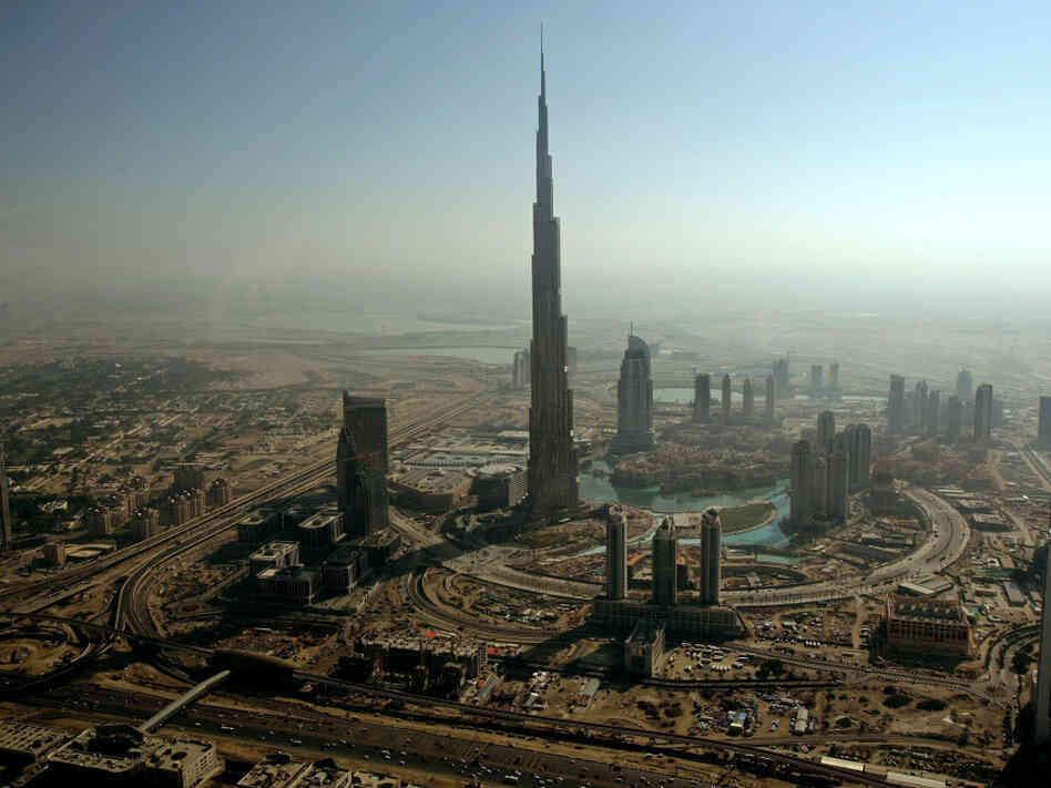 An aerial view shows Burj Dubai, the world's tallest tower, in Dubai. The city has succeeded in attracting wealthy Persian Gulf elites. An aerial view shows Burj Dubai, the world's tallest tower, in Dubai. The city has succeeded in attracting wealthy Persian Gulf elites.