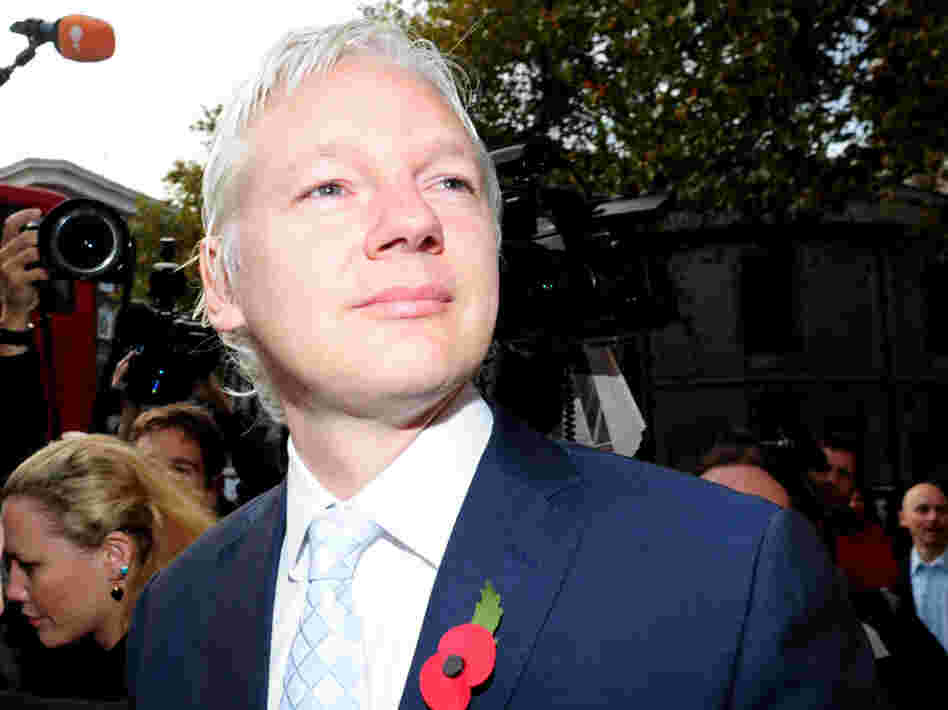 WikiLeaks founder Julian Assange as he arrived at London's High Court this morning (Nov. 2, 2011).