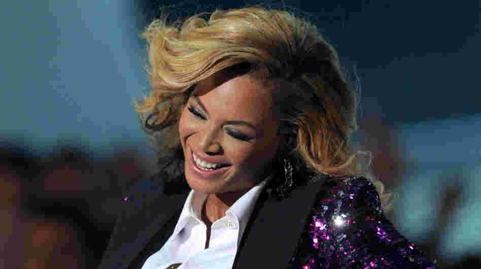 How could you not love this lady? Beyonce, having what looks like a ton of fun at this year's MTV Video Music Awards.