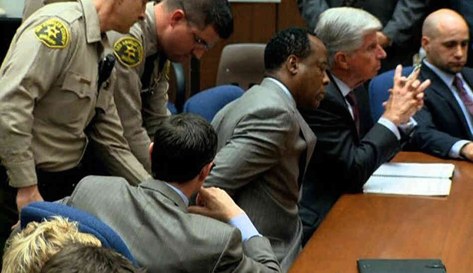 Deputies place handcuffs on Dr. Conrad Murray after his conviction on involuntary manslaughter charges in the death of pop star Michael Jackson, in Los Angeles Superior Court Monday.