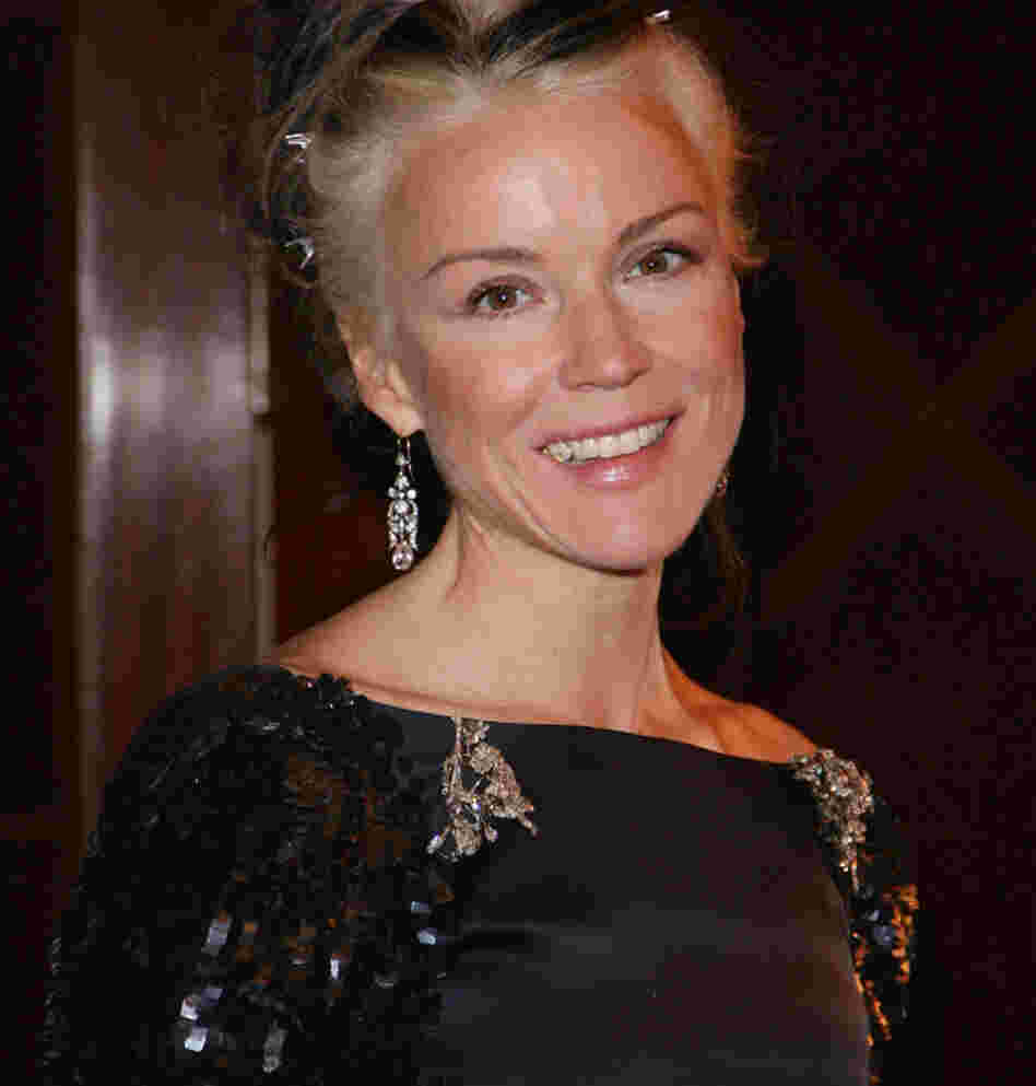 Daphne Guinness is the daughter of brewery heir Jonathan Guinness.