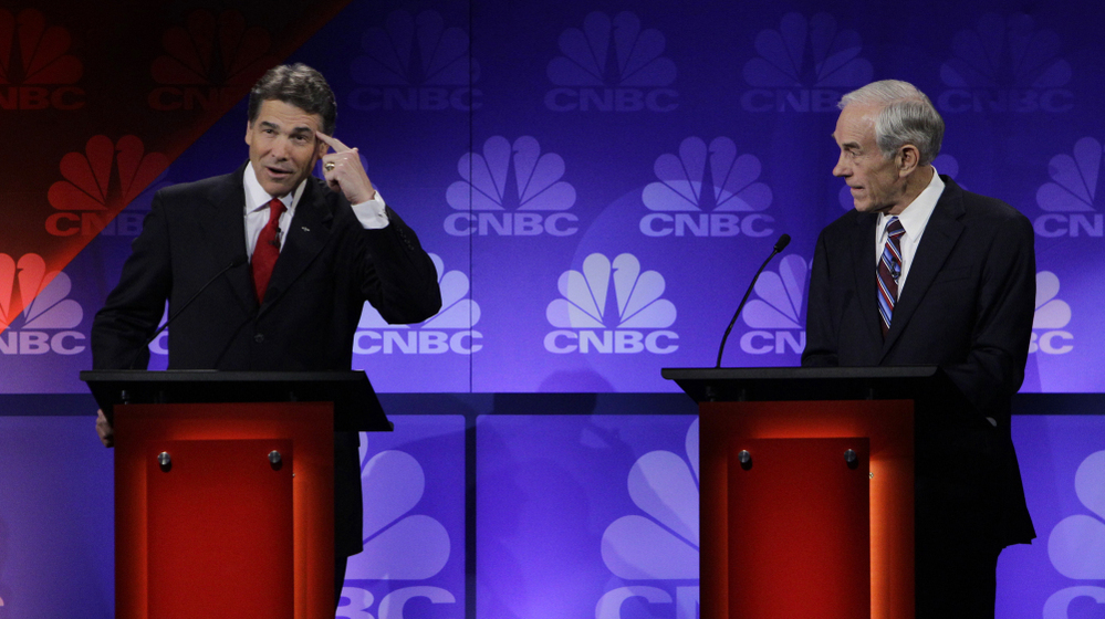 Texas Gov. Rick Perry stumbled during Wednesday night's Republican presidential candidate in Auburn Hills, Mich., at one point seeking help from Rep. Ron Paul, (R-TX).