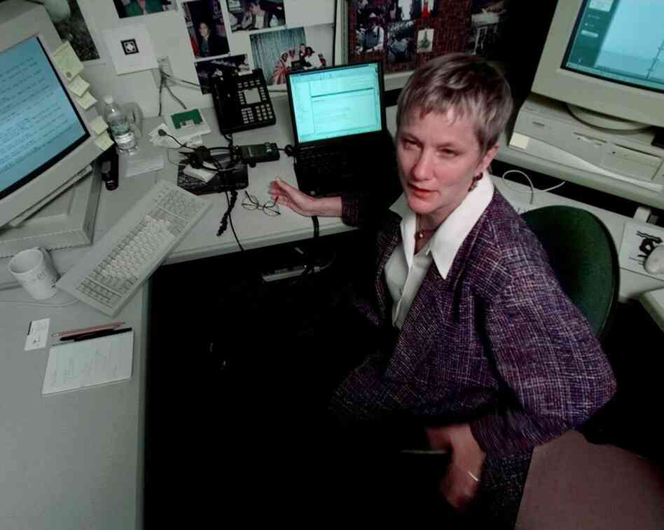 Anita Borg received a Ph.D. in computer science from New York University in 1987 – a rare feat at the time. Realizing how few women were in the industry, Borg created Systers, a community email discussion group for women in computing. In 1997 she founded the Institute for Women and Technology, which was later renamed in her honor. 