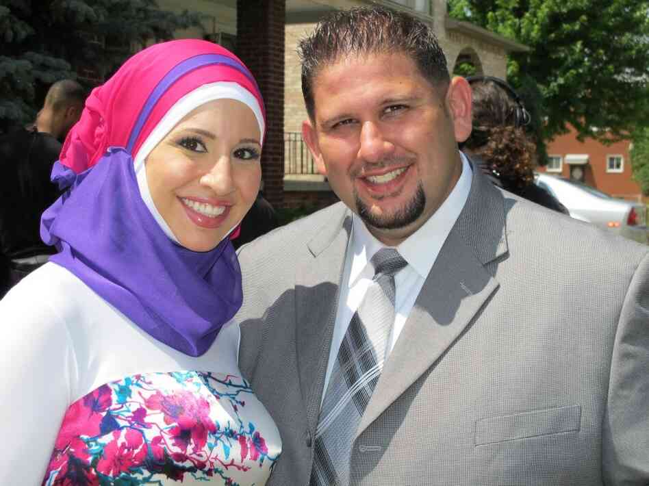Sister and brother Suehaila and Bilal at the marriage of their sister Shadia to her new husband Jeff, on the premiere episode of TLC's unscripted series All-American Muslim.