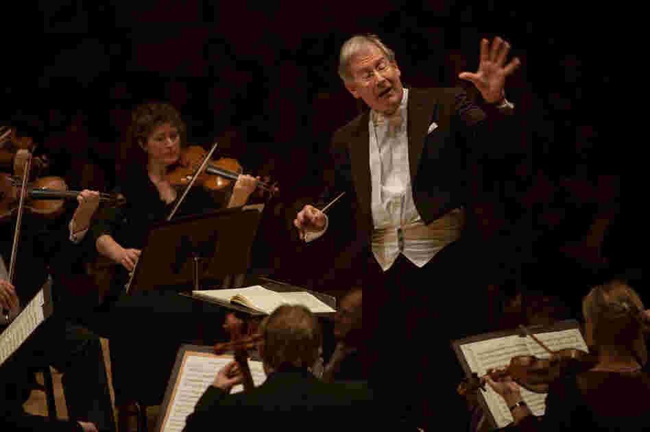 Gardiner's smaller 40-some piece orchestra gathers close around him to play Beethoven's Symphony No. 7.