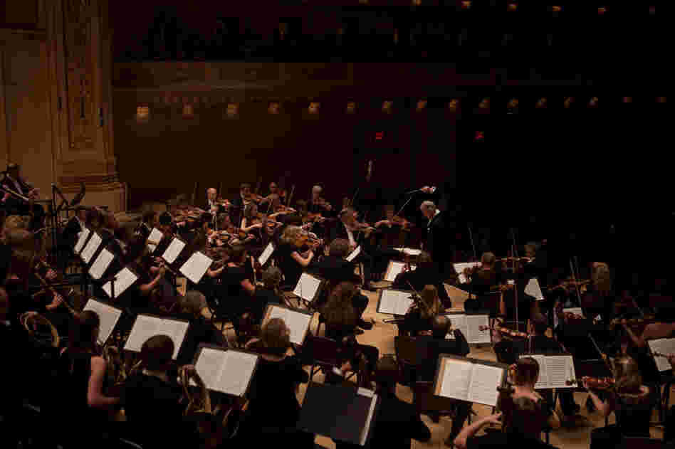 The full Revolutionary and Romantic Orchestra on stage, playing Beethoven at Carnegie Hall.