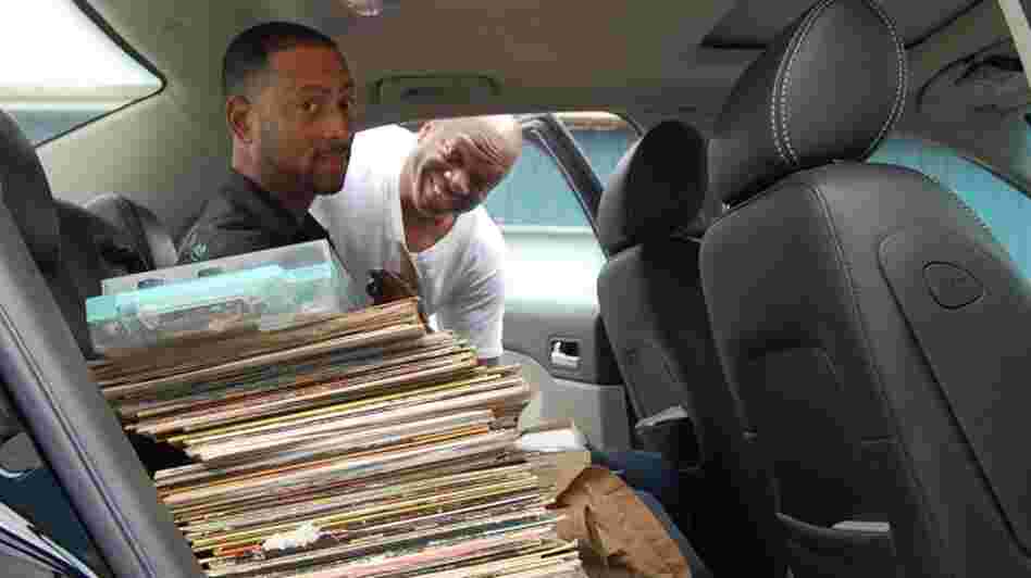 Madlib (left) and Stanton Davis loading up the car.