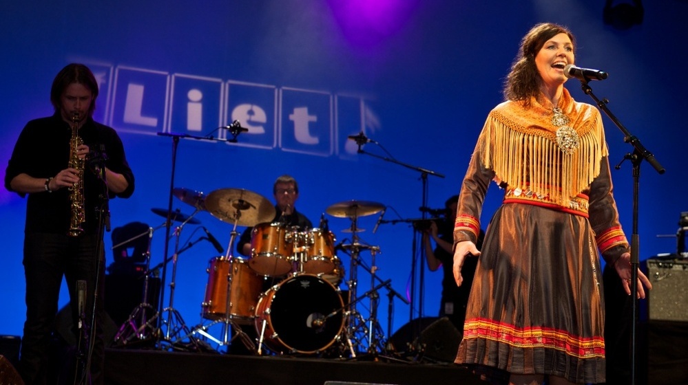 Pia Maria Holmgren (Sámi in Sweden) performs at last year's Liet International minority song contest.