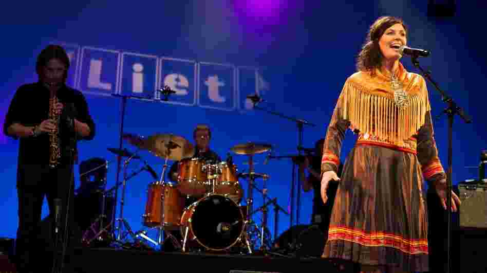 Pia Maria Holmgren (Sámi in Sweden) performs at last year's Liet International minority song contest.
