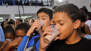 Across the country, schools have been tossing chocolate milk out of lunchrooms. But these New York City kids chugged low-fat chocolate milk as part of Refuel America. Launched in the summer of 2010, the campaign promotes the drink for post-exercise recovery.