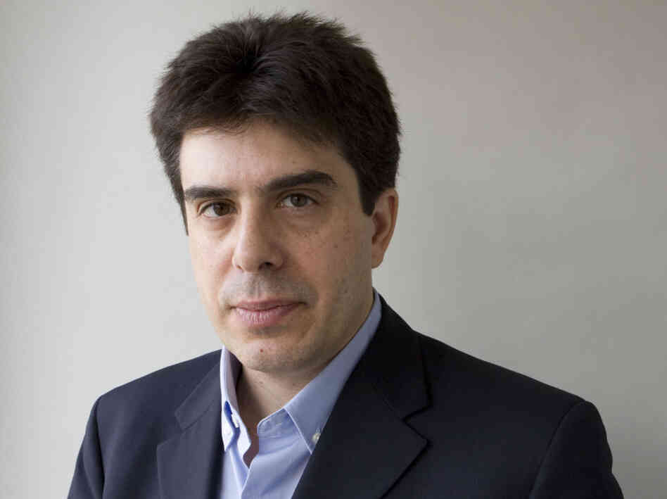Sebastian Rotella is an investigative reporter and foreign correspondent. He covers Pakistan's terrorism connections for ProPublica. 